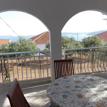 House With A Parking Space Seget Vranjica, - 11696 Feriehus *